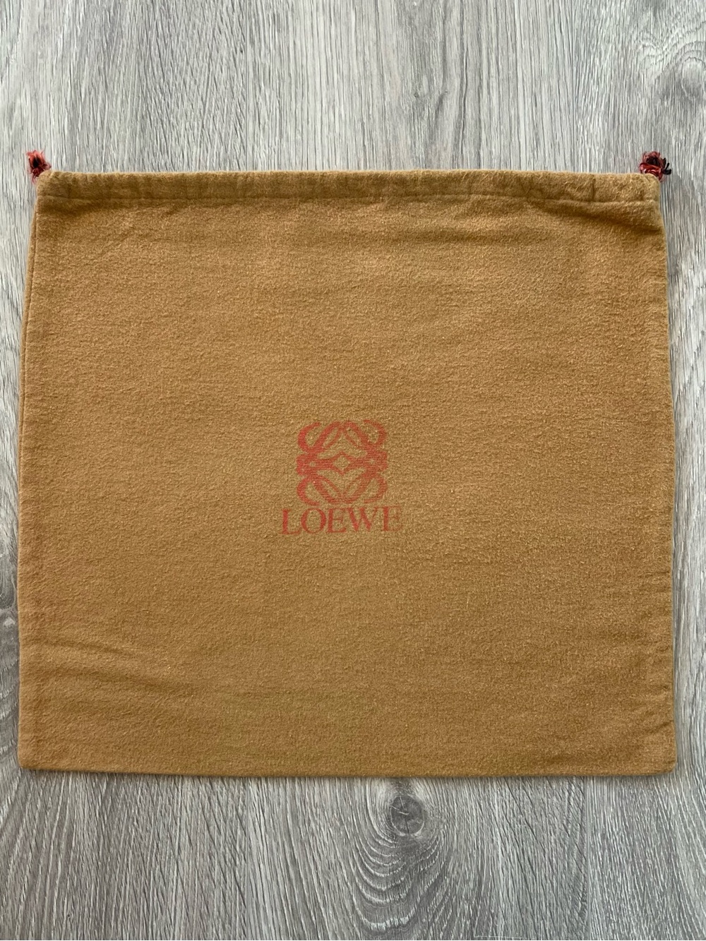 Loewe dust bag (C402)